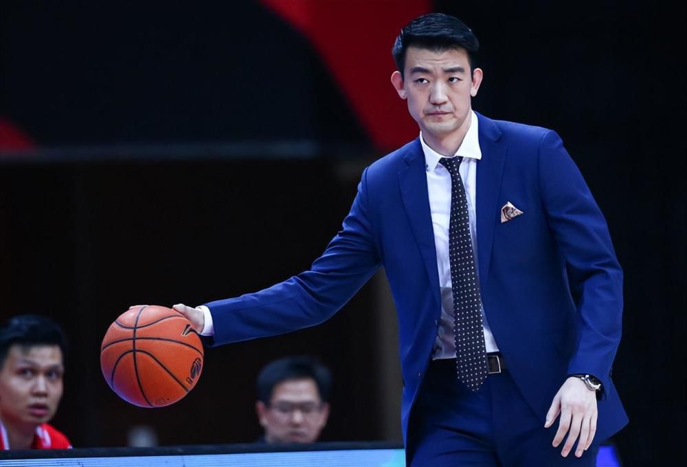 “我们会长期共行，我们认识到前方还有许多挑战和艰巨的工作，我们将以严谨、专业和热情的态度应对这些挑战。